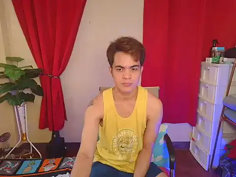 Snapshot of Xmj16 chatting on 03/04/26, 07:14 Xmj16 online show from 03/04/26, 07:14