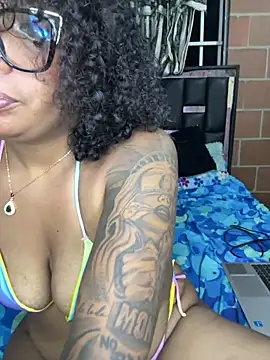 Snapshot of Piel_Canella chatting on 04/05/26, 01:36 Piel Canella online show from 04/05/26, 01:36