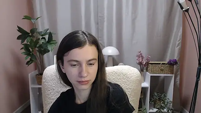 Snapshot of MistyBree chatting on 03/06/26, 09:17 MistyBree online show from 03/06/26, 09:17