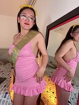 Snapshot of EvaMark_ chatting on 04/21/26, 11:38 EvaMark online show from 04/21/26, 11:38