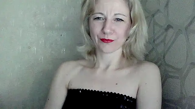 Snapshot of Katerina-Kissa chatting on 03/02/26, 07:32 Katerina-Kissa online show from 03/02/26, 07:32