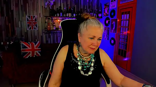 Snapshot of LilaMaharani chatting on 03/31/26, 01:00 LilaMaharani online show from 03/31/26, 01:00