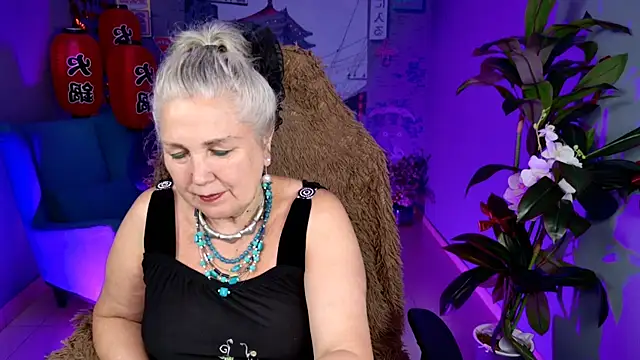 Snapshot of LilaMaharani chatting on 08/05/26, 01:58 LilaMaharani online show from 08/05/26, 01:58