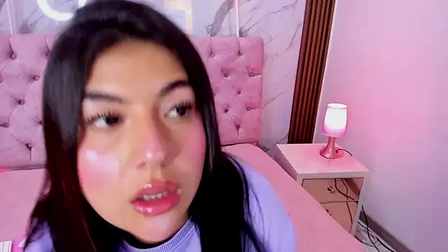 Snapshot of AbrilQuintana_ chatting on 03/14/26, 11:37 AbrilQuintana online show from 03/14/26, 11:37