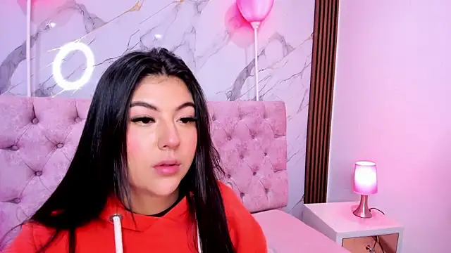 Snapshot of AbrilQuintana_ chatting on 03/21/26, 11:26 AbrilQuintana online show from 03/21/26, 11:26