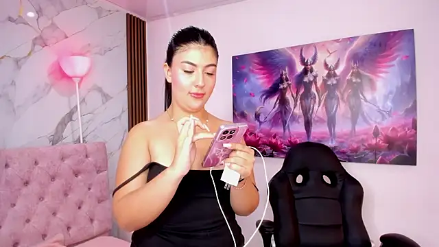 Snapshot of AbrilQuintana_ chatting on 03/31/26, 11:32 AbrilQuintana online show from 03/31/26, 11:32