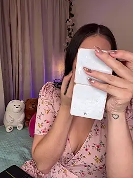 Caandace online show from 04/16/26, 09:39