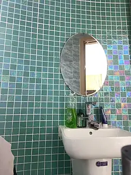 Swee-x1 online show from 03/02/26, 06:14