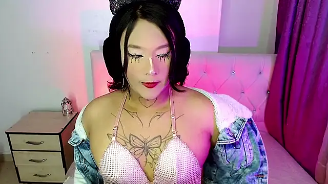 isadoraqueeen online show from 04/15/26, 07:58