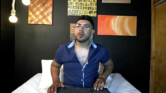 Snapshot of ashwin_koch chatting on 03/03/26, 03:01 ashwin koch online show from 03/03/26, 03:01