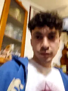 Snapshot of Andreakkkk chatting on 03/01/26, 01:40 Andreakkkk online show from 03/01/26, 01:40