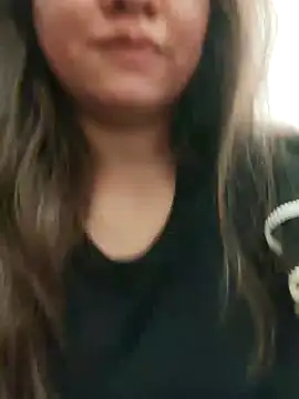 Snapshot of wearehumans1300 chatting on 03/02/26, 10:27 wearehumans1300 online show from 03/02/26, 10:27