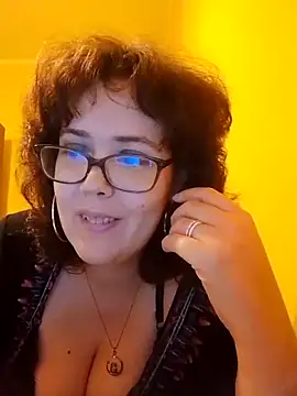 Snapshot of RealPervertCouple chatting on 04/16/26, 06:09 RealPervertCouple online show from 04/16/26, 06:09