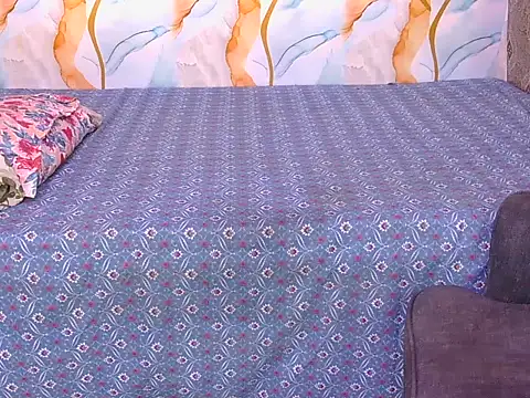 Snapshot of yours-isha chatting on 04/02/26, 04:10 yours-isha online show from 04/02/26, 04:10