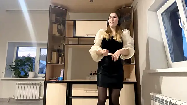 Snapshot of JoanieMochel chatting on 03/04/26, 02:23 JoanieMochel online show from 03/04/26, 02:23