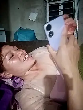 Snapshot of dualeo11 chatting on 04/21/26, 02:45 dualeo11 online show from 04/21/26, 02:45