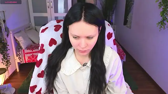 Snapshot of kittenlolla chatting on 03/06/26, 05:37 kittenlolla online show from 03/06/26, 05:37