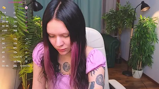 Snapshot of kittenlolla chatting on 04/01/26, 05:41 kittenlolla online show from 04/01/26, 05:41