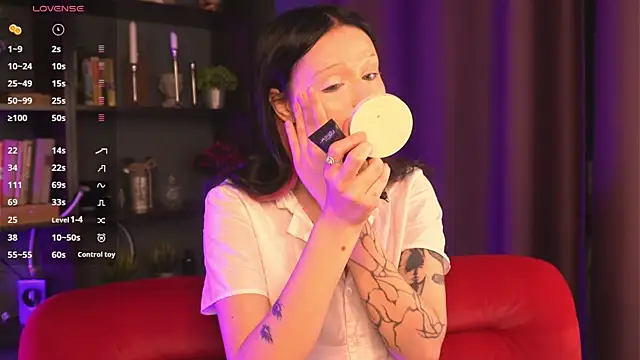 Snapshot of kittenlolla chatting on 04/14/26, 07:14 kittenlolla online show from 04/14/26, 07:14