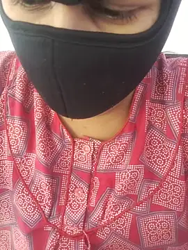 Tamillaxmi12 online show from 04/13/26, 06:08