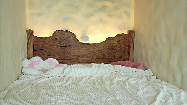 Snapshot of cyberl0ve_ chatting on 04/08/26, 11:32 cyberl0ve online show from 04/08/26, 11:32