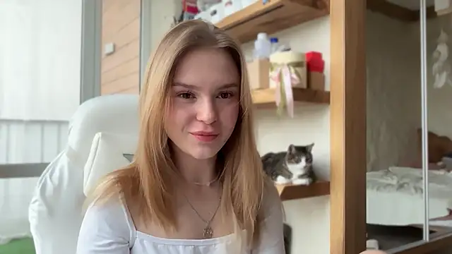 cyberl0ve  online show from 05/01/26, 12:43