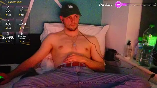 Snapshot of BaldySins chatting on 03/21/26, 08:23 BaldySins online show from 03/21/26, 08:23