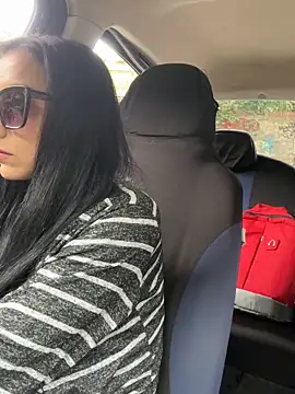 Snapshot of anamaria04 chatting on 03/31/26, 01:33 anamaria04 online show from 03/31/26, 01:33