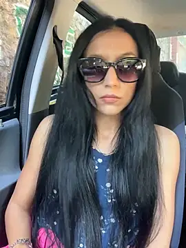 Snapshot of anamaria04 chatting on 04/18/26, 02:21 anamaria04 online show from 04/18/26, 02:21