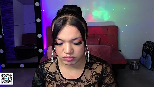 Snapshot of ashley-midnight chatting on 04/06/26, 09:27 ashley-midnight online show from 04/06/26, 09:27