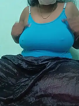 Snapshot of Reya_tamil chatting on 06/23/26, 08:56 Reya tamil online show from 06/23/26, 08:56