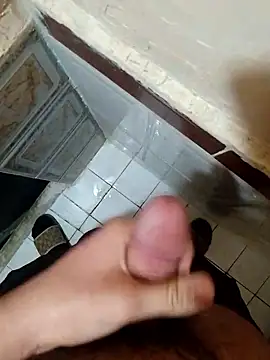 dzniyaak online show from 03/04/26, 01:44