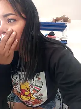 Snapshot of Babyfull_lips chatting on 03/18/26, 08:12 Babyfull lips online show from 03/18/26, 08:12