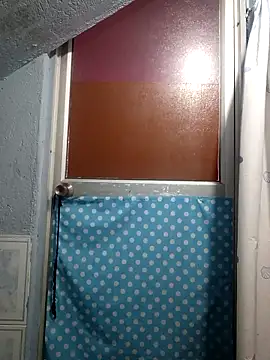 Snapshot of Babyfull_lips chatting on 03/27/26, 12:16 Babyfull lips online show from 03/27/26, 12:16