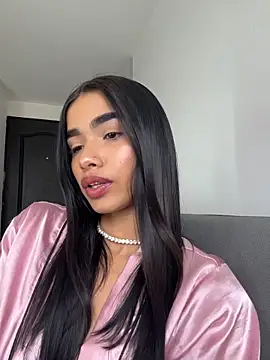 Snapshot of Bella_Smithe chatting on 04/05/26, 03:53 Bella Smithe online show from 04/05/26, 03:53