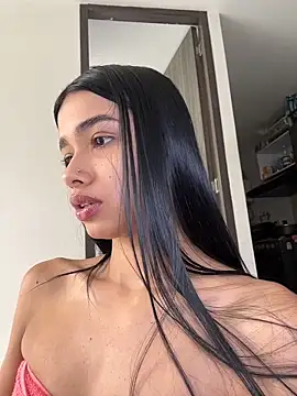 Snapshot of Bella_Smithe chatting on 04/16/26, 04:08 Bella Smithe online show from 04/16/26, 04:08