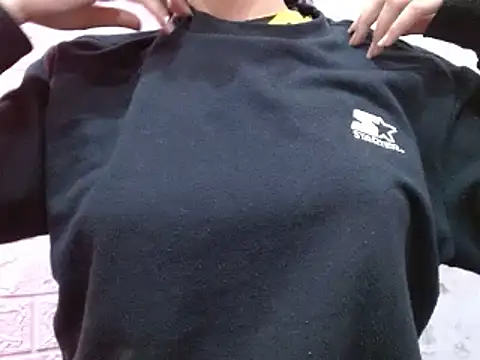 Snapshot of lolit_cat chatting on 03/20/26, 11:53 lolit cat online show from 03/20/26, 11:53