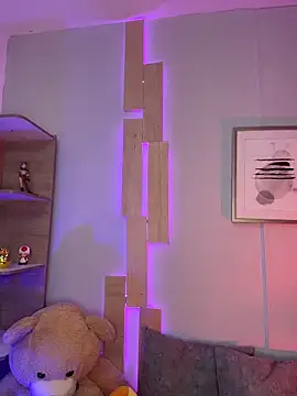 Snapshot of Taylor__0 chatting on 03/21/26, 01:16 Taylor 0 online show from 03/21/26, 01:16