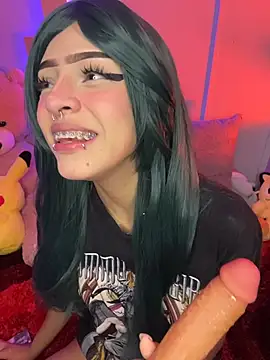 Snapshot of Taylor__0 chatting on 04/07/26, 01:22 Taylor 0 online show from 04/07/26, 01:22