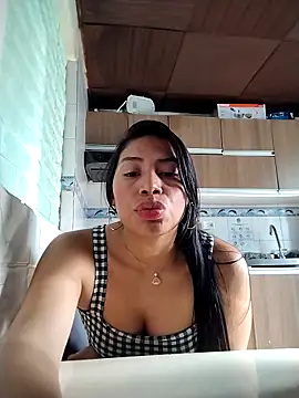 Snapshot of MelanyAndRizooos chatting on 03/20/26, 09:08 MelanyAndRizooos online show from 03/20/26, 09:08