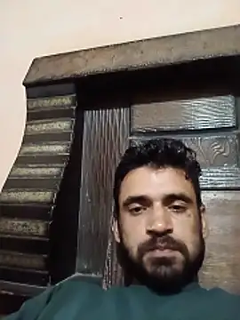 Snapshot of gauravsexy chatting on 06/11/26, 01:05 gauravsexy online show from 06/11/26, 01:05