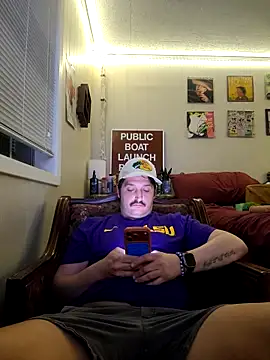 Snapshot of PoundedCajunGuy93 chatting on 06/01/26, 05:09 PoundedCajunGuy93 online show from 06/01/26, 05:09