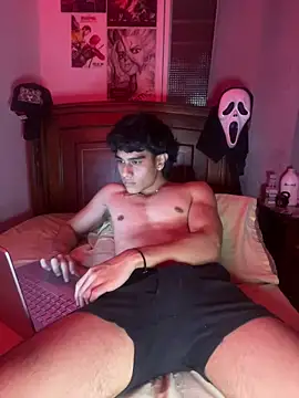 IronLatino online show from 04/15/26, 03:02