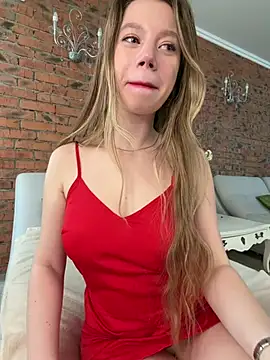 Snapshot of BellaSuns chatting on 03/31/26, 11:38 BellaSuns online show from 03/31/26, 11:38