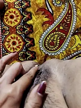 Snapshot of Couple_hot999 chatting on 03/13/26, 10:00 Couple hot999 online show from 03/13/26, 10:00