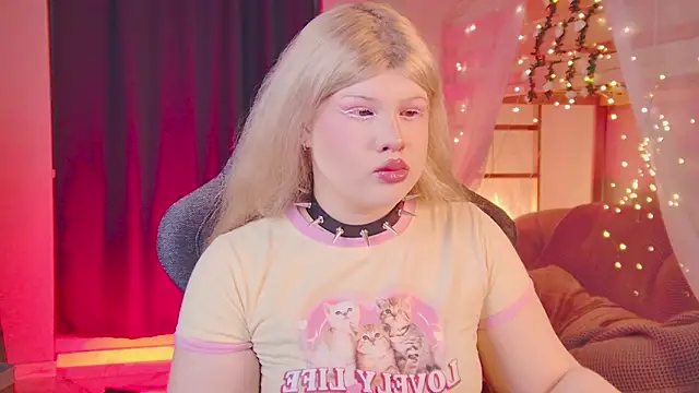 Snapshot of LilithNlsn chatting on 03/06/26, 08:44 LilithNlsn online show from 03/06/26, 08:44