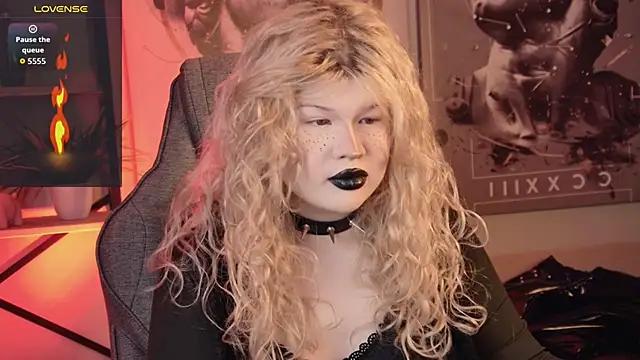 Snapshot of LilithNlsn chatting on 03/26/26, 09:20 LilithNlsn online show from 03/26/26, 09:20