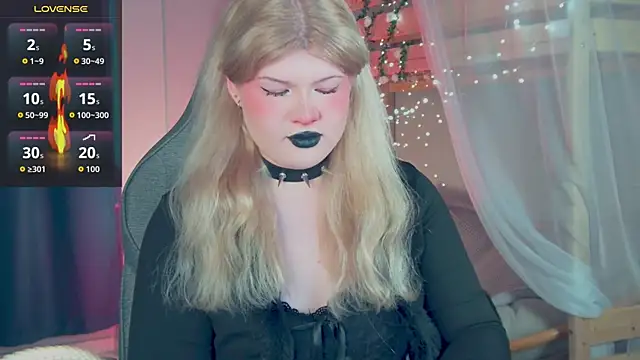 Snapshot of LilithNlsn chatting on 04/14/26, 02:50 LilithNlsn online show from 04/14/26, 02:50