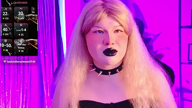 Snapshot of LilithNlsn chatting on 04/18/26, 04:27 LilithNlsn online show from 04/18/26, 04:27