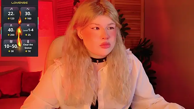 Snapshot of LilithNlsn chatting on 04/21/26, 12:56 LilithNlsn online show from 04/21/26, 12:56